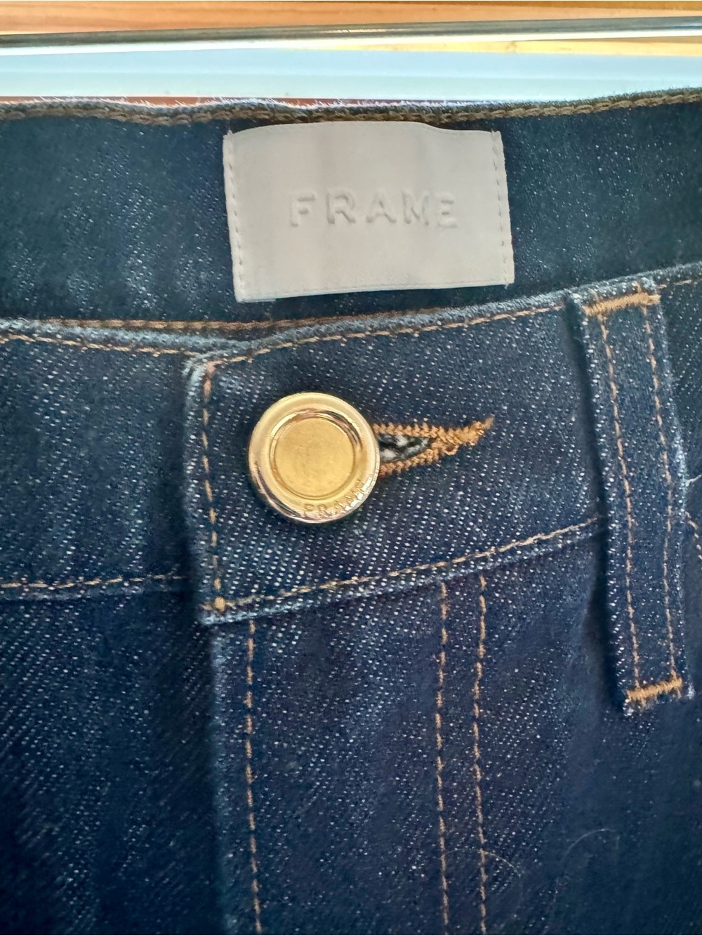 Frame Denim women’s Dark Blue Denim Straight Jeans